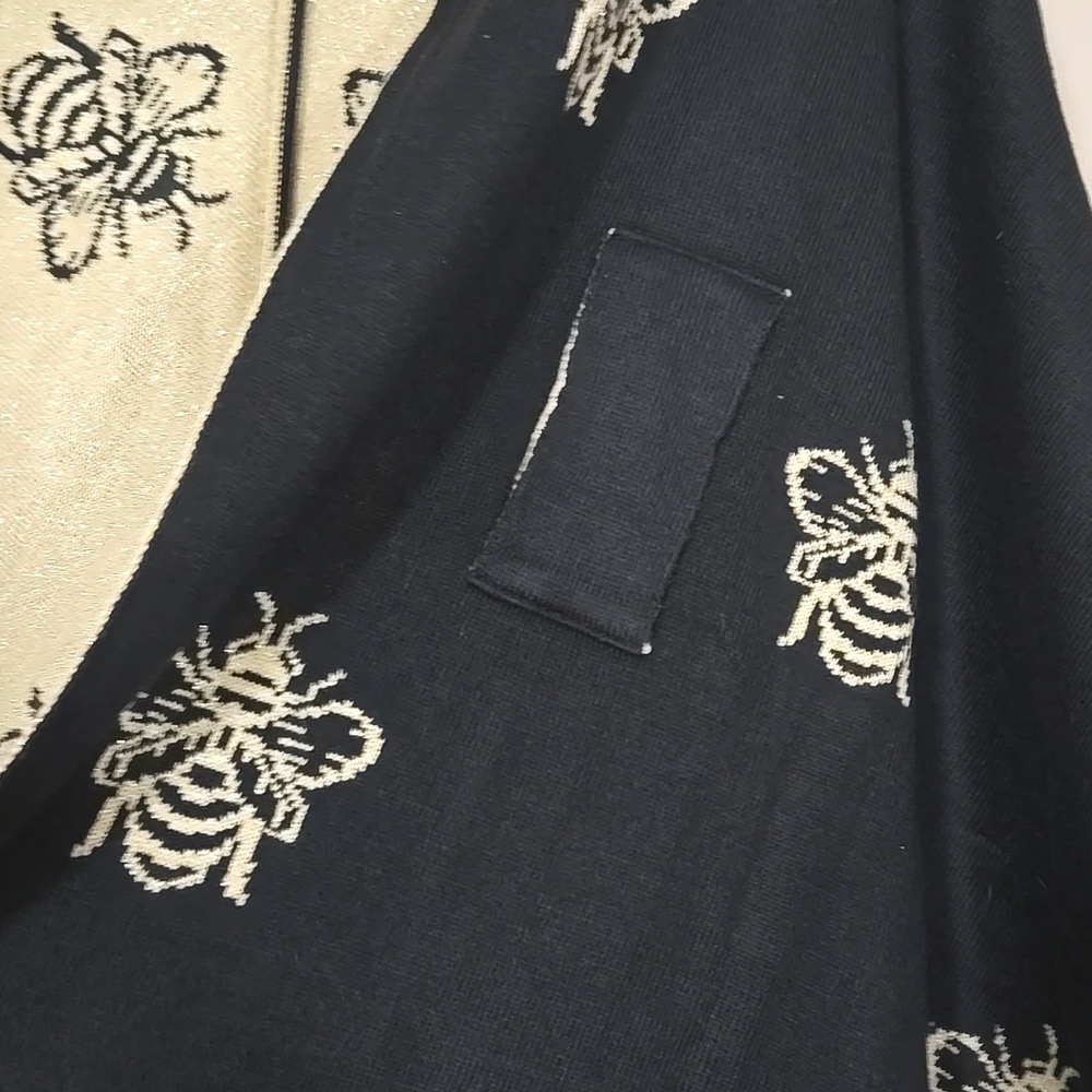 Top It Off Black and Gold Open Front Wrap with Bee Design One Size - Picture 2 of 5